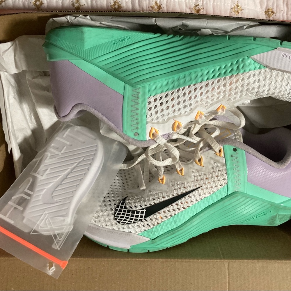 Sold! Nike Metcon 6 Training Shoes